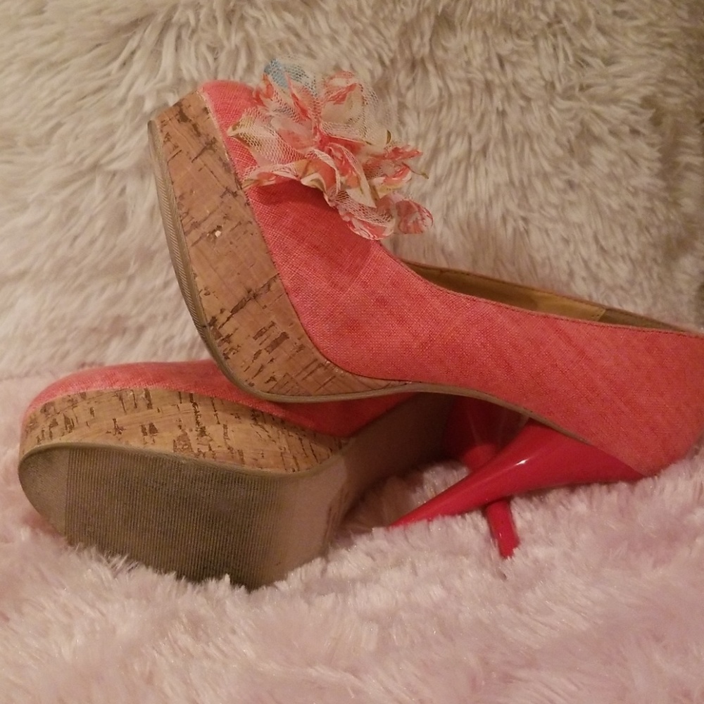 Platform heels - Picture 3 of 4